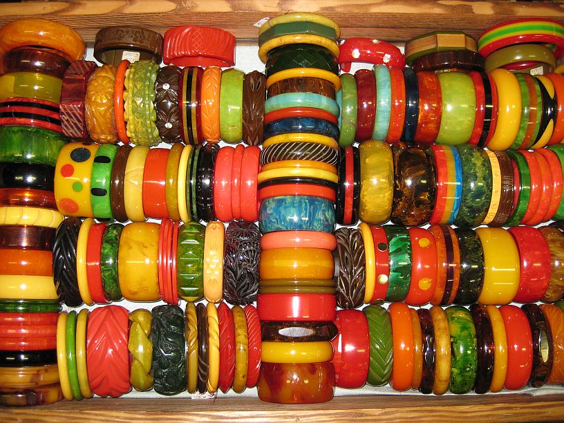 bakelite jewelry | Bakelite Jewelry and Bakelite Collectibles