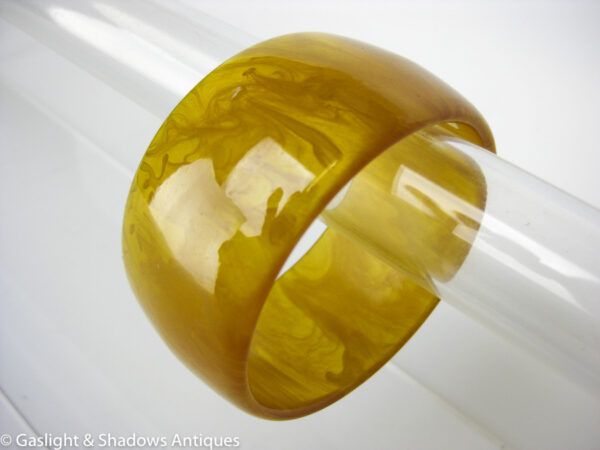 Beautiful Wide Yellow Marbled Bakelite Bracelet Bangle